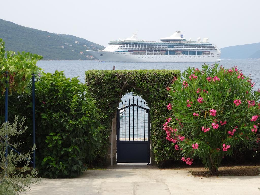 Apartments Odesa Herceg Novi Zewnętrze zdjęcie